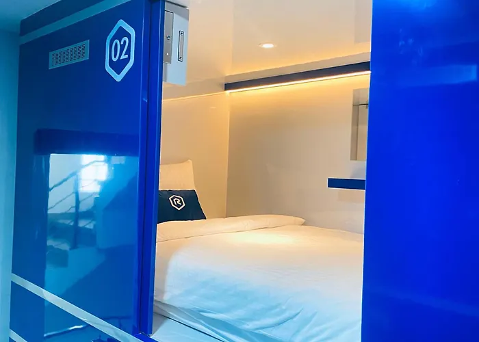 Rosalyne Sleepbox Malioboro 3 Hotel Yogyakarta
